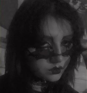 Meet your Posher, Vivian